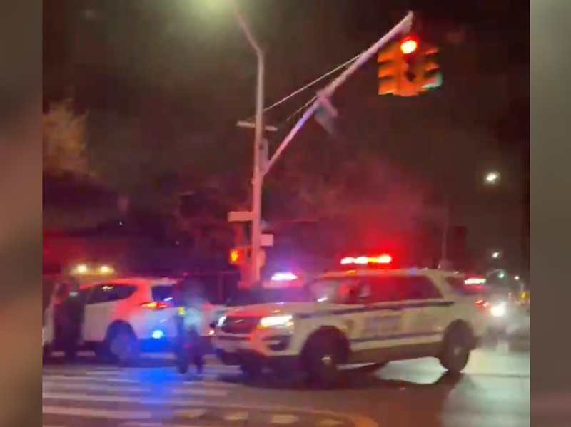Hit-and-run Queens