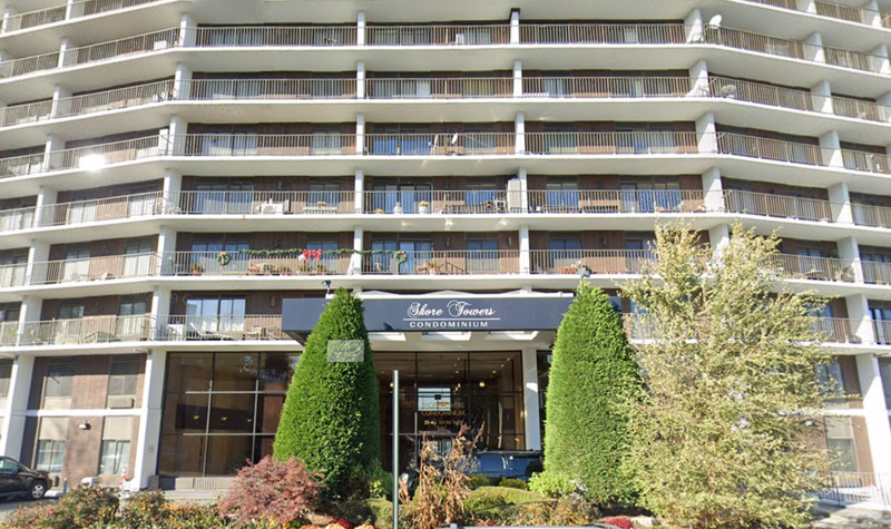 40 Shore Boulevard, one of the buildings where Kapelow fraudulently took payment for an apartment from a potential renter