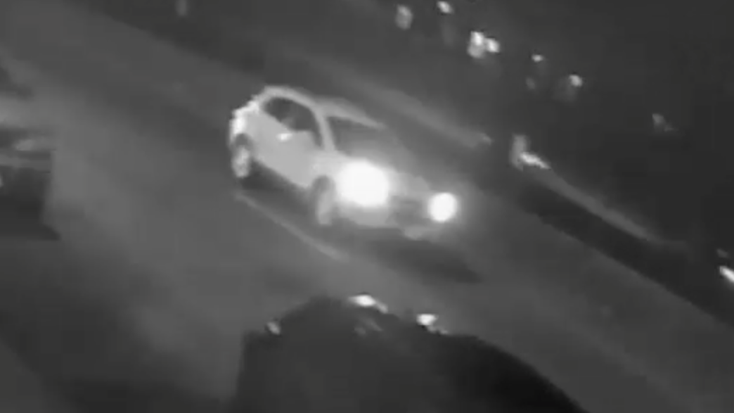 NEW VIDEO: Car sought in fatal stabbing of man, 43, after Bronx collision