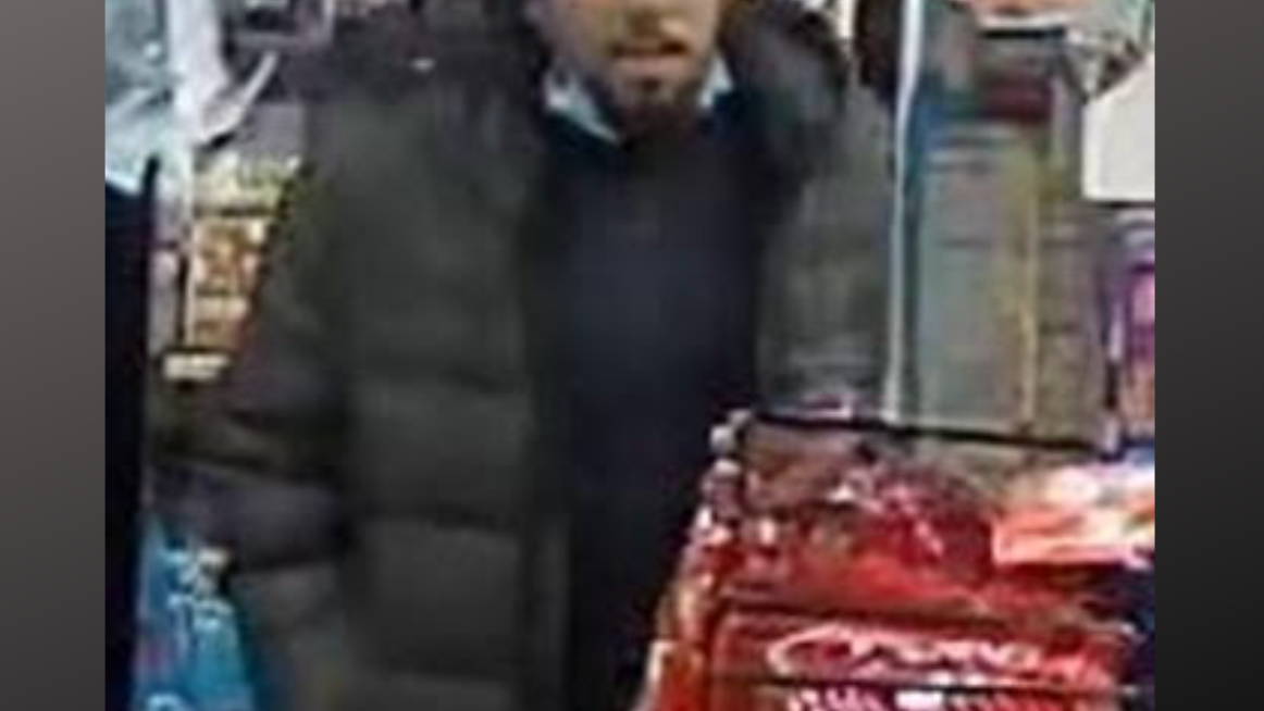 VIDEO: Woman slashed in face inside Bronx subway station, suspect sought