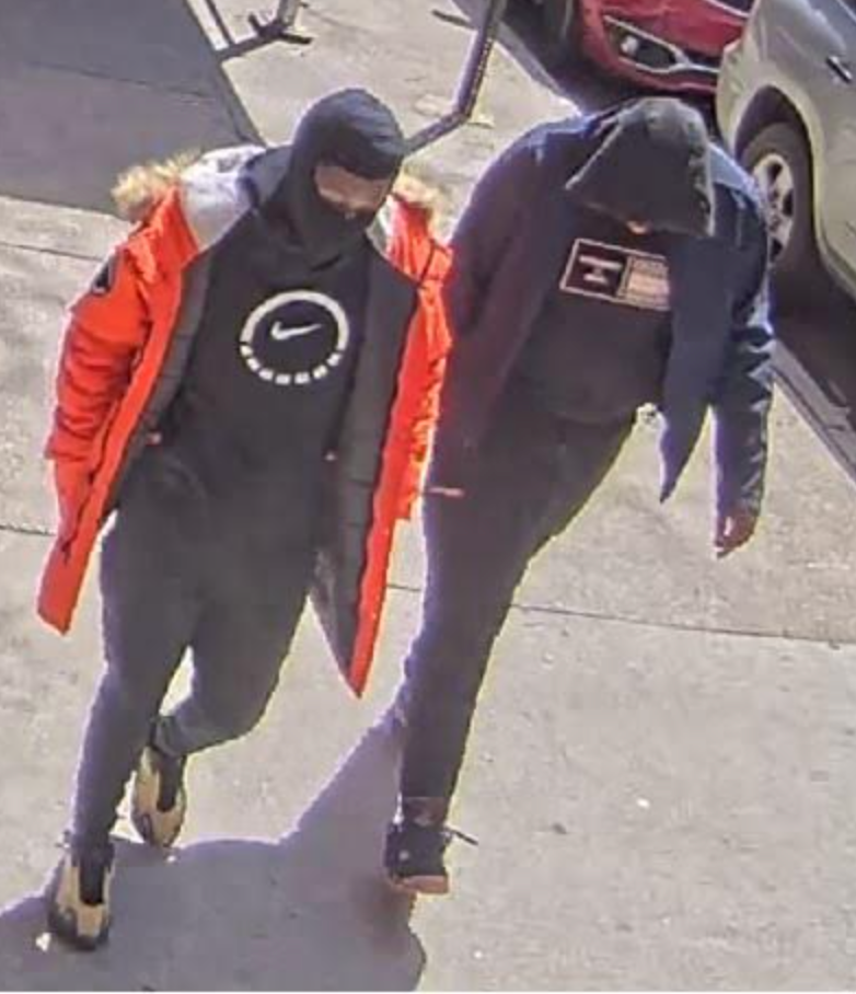 suspects sought in Bronx jewelry heist