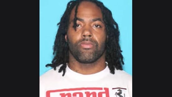 Detroit police say suspect still on the run after giving 2 people crack cocaine before assaulting one, killing the other