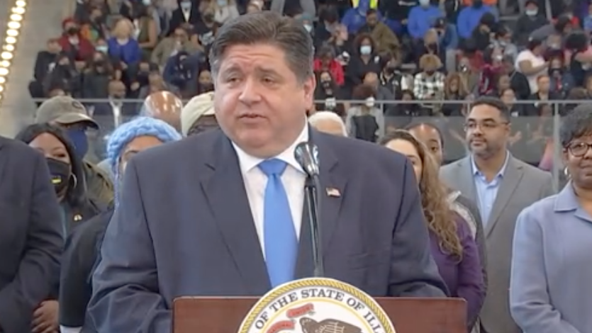 Pritzker doesn't foresee another mask mandate, given COVID metrics, treatments
