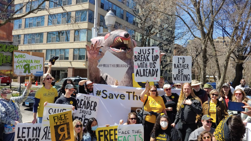 Chicago Reader staffers protest outside co-owner's home