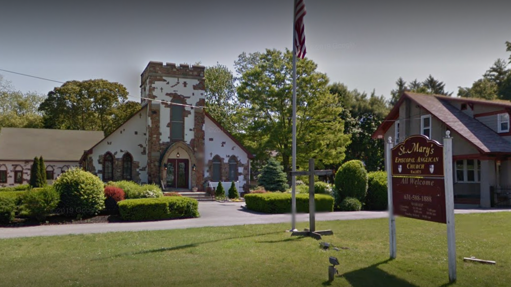 Carjacker runs over elderly woman in LI church parking lot while trying to steal her vehicle