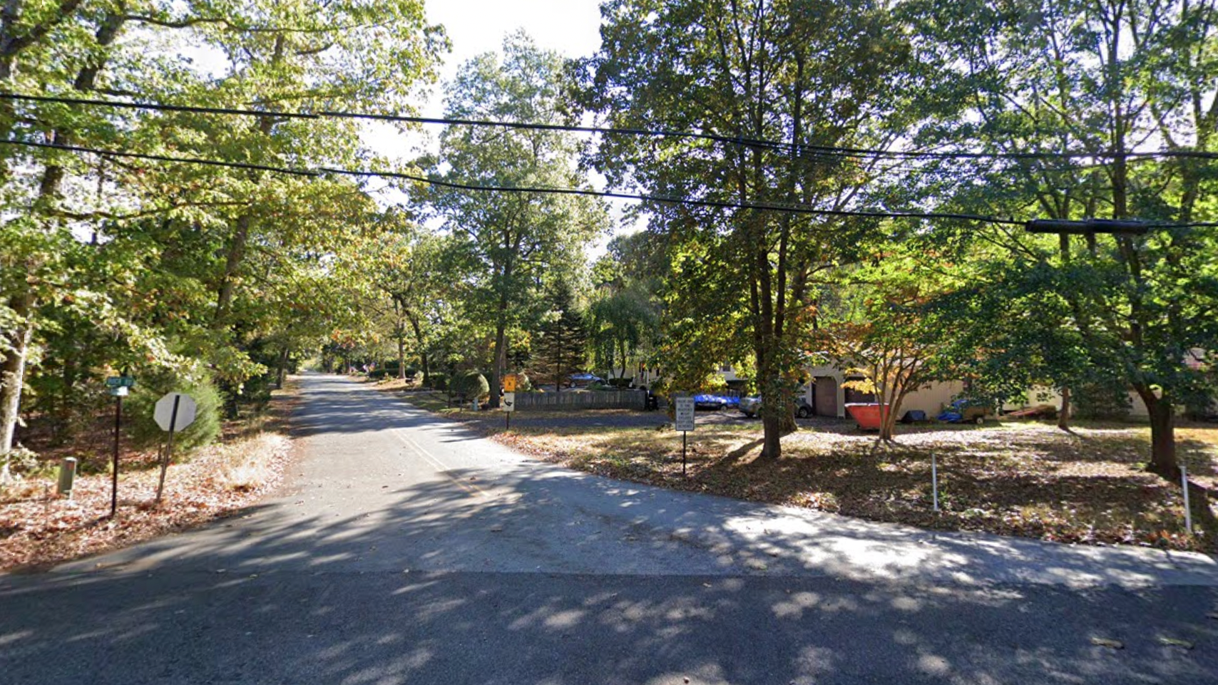 1 NJ teen dead, another injured after car crashes into tree