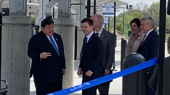 Transportation secretary pays visit to launch Joliet bus station
