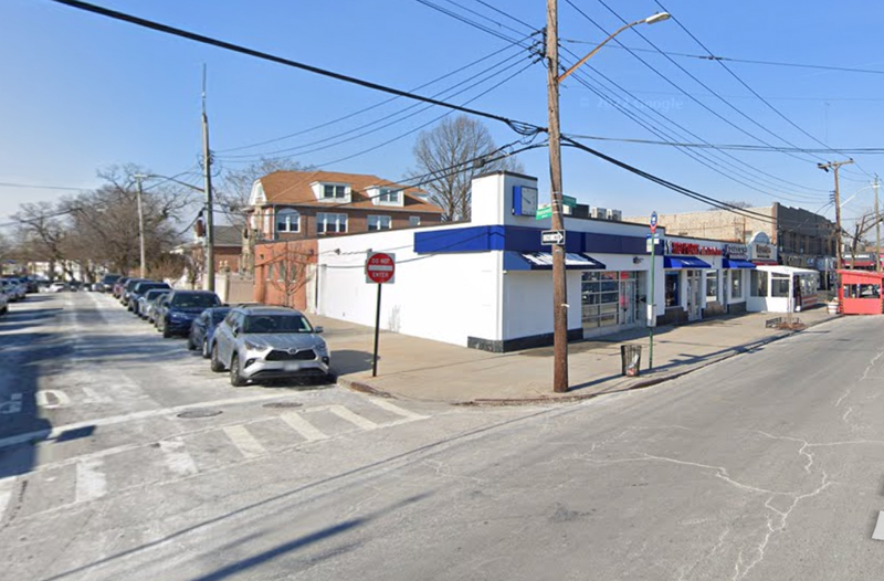 East Tremont Avenue and Roosevelt Avenue where collision occurred