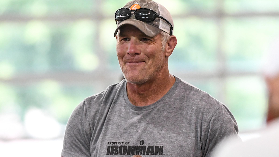 Brett Favre sued for interest on misspent welfare funds
