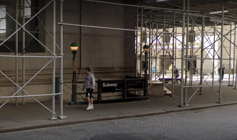 J train station at Broad Street and Wall Street where incident occurred 