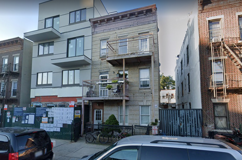 1364 40 Street where stabbing occurred 