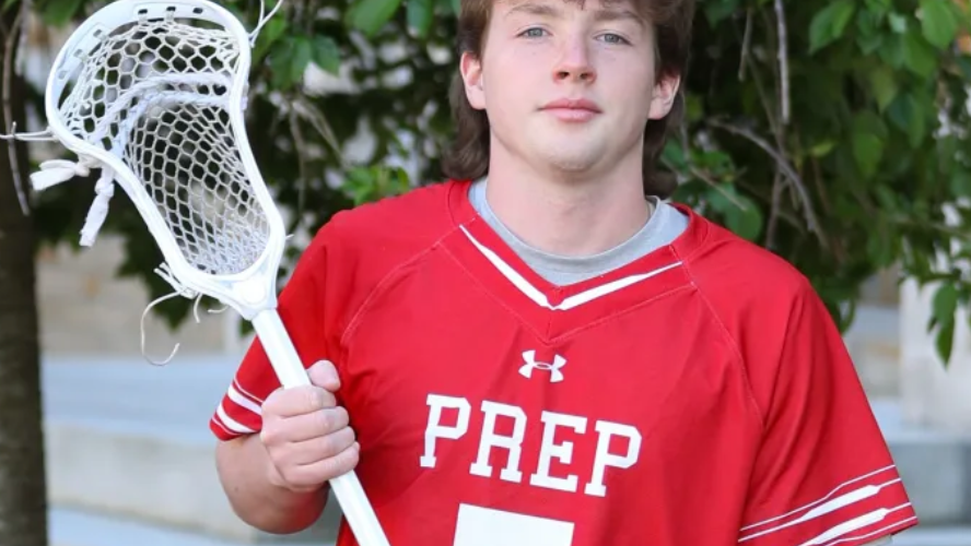 CT school in 'mourning' after 'beloved student,' 17, fatally stabbed in fight; no arrests