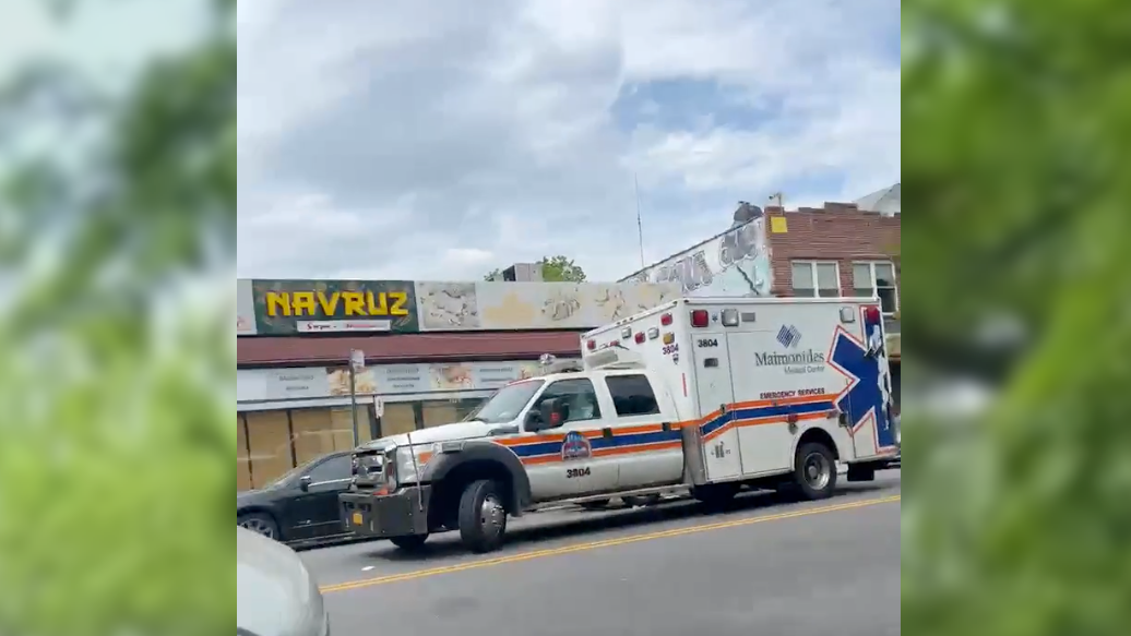 Man, 38, stabbed to death in fight at Brooklyn supermarket