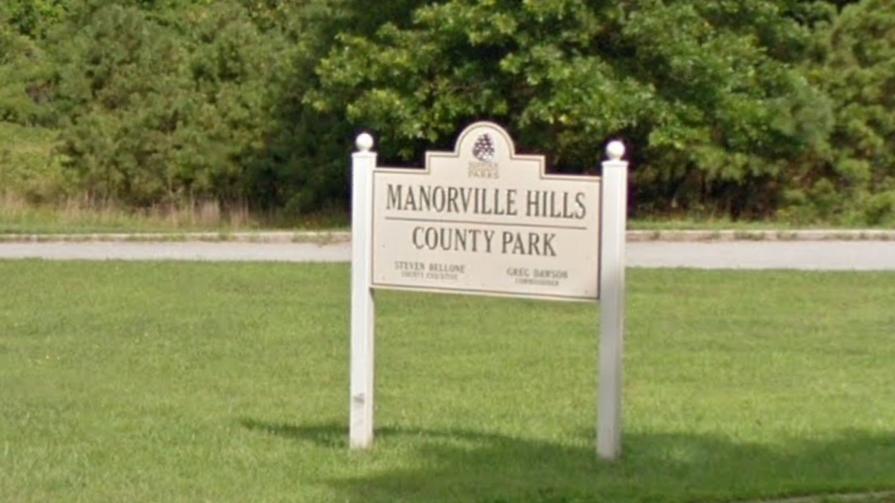 Man, 3 sons rescued after getting lost in Suffolk County park