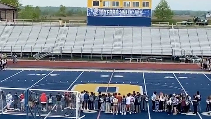 Oxford students walk out in protest over lack of gun control laws, show support to Texas