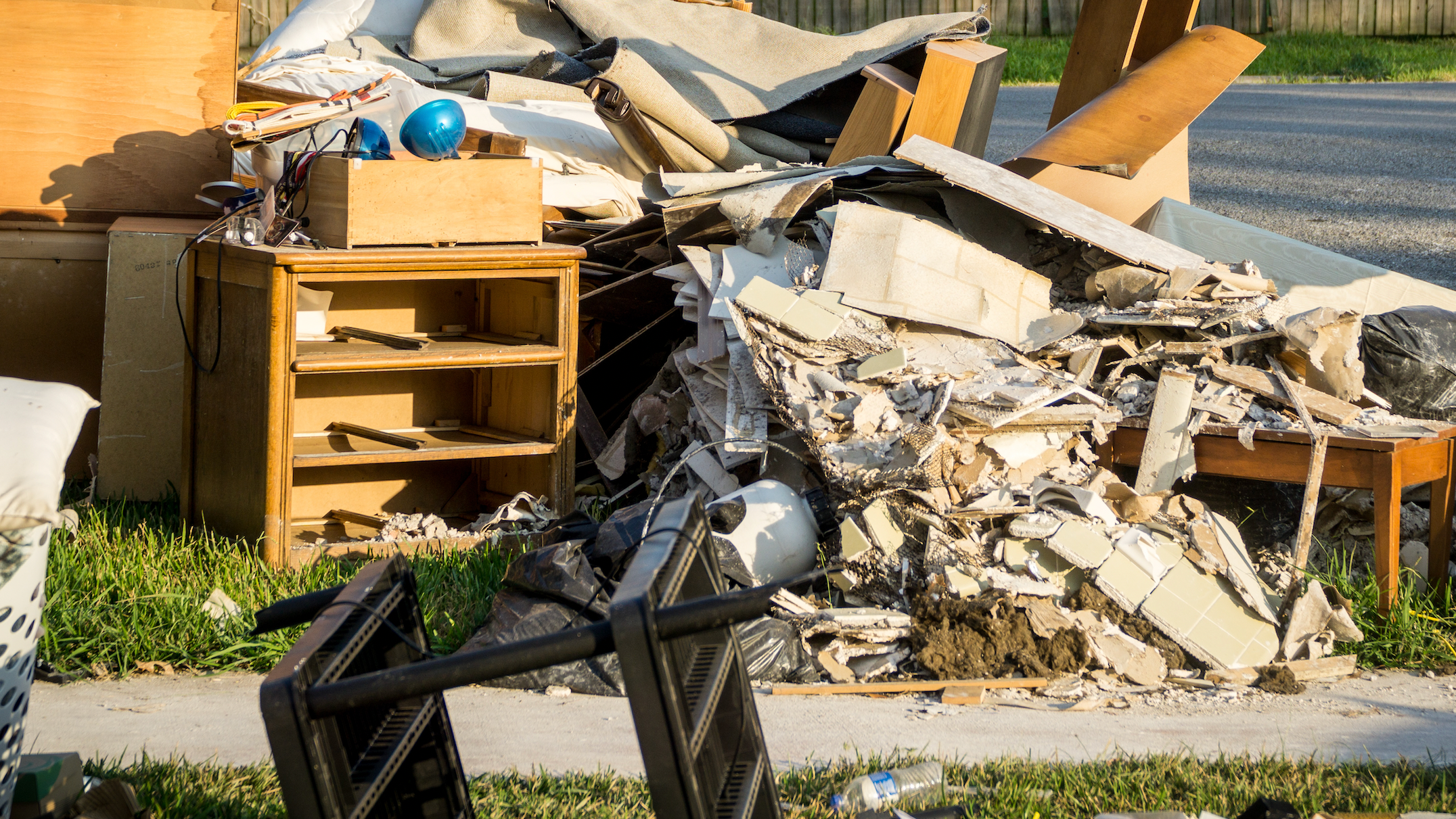 Police raid Granada Hills junk pile