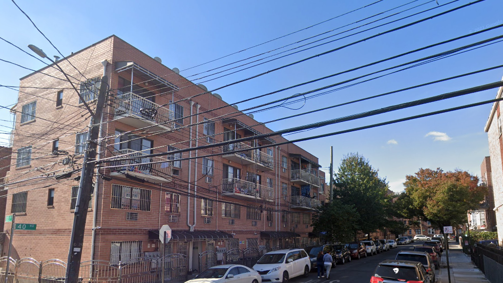 Roommate finds man disemboweled in Queens bed, police search for killer