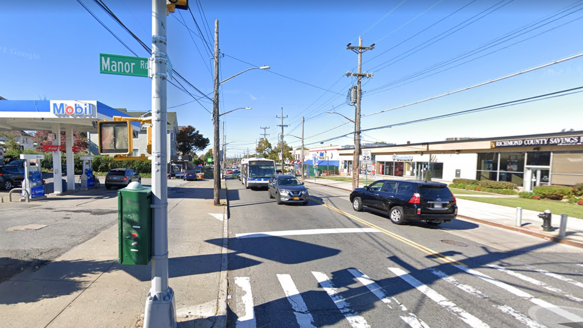 Teen boys, 14 & 15, arrested for allegedly stabbing man on MTA bus on Staten Island