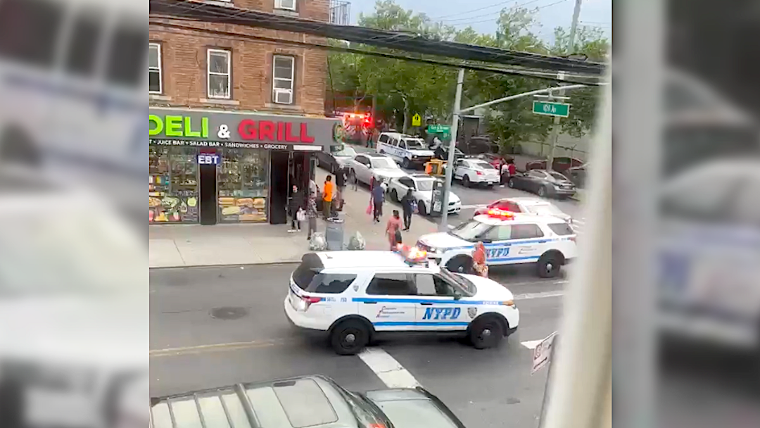 NYPD officer struck, injured as car thief flees cops in Queens