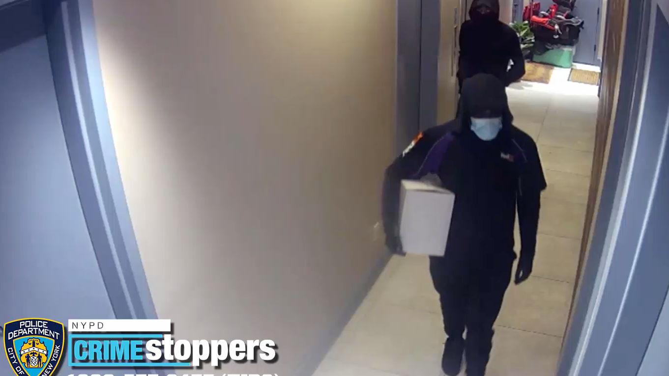 NYC home invasion: Resident shot in chest, robbed of phone; suspect seen in FedEx shirt