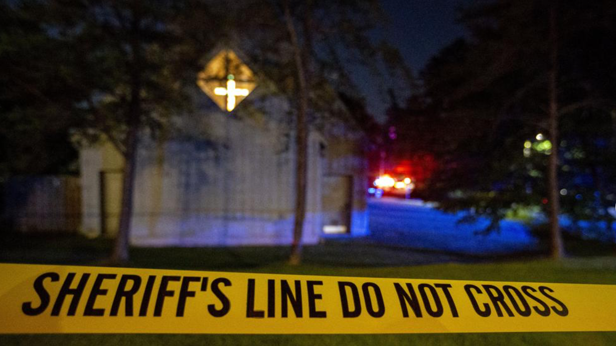 Alabama church shooting kills 2, wounds 1; suspect detained