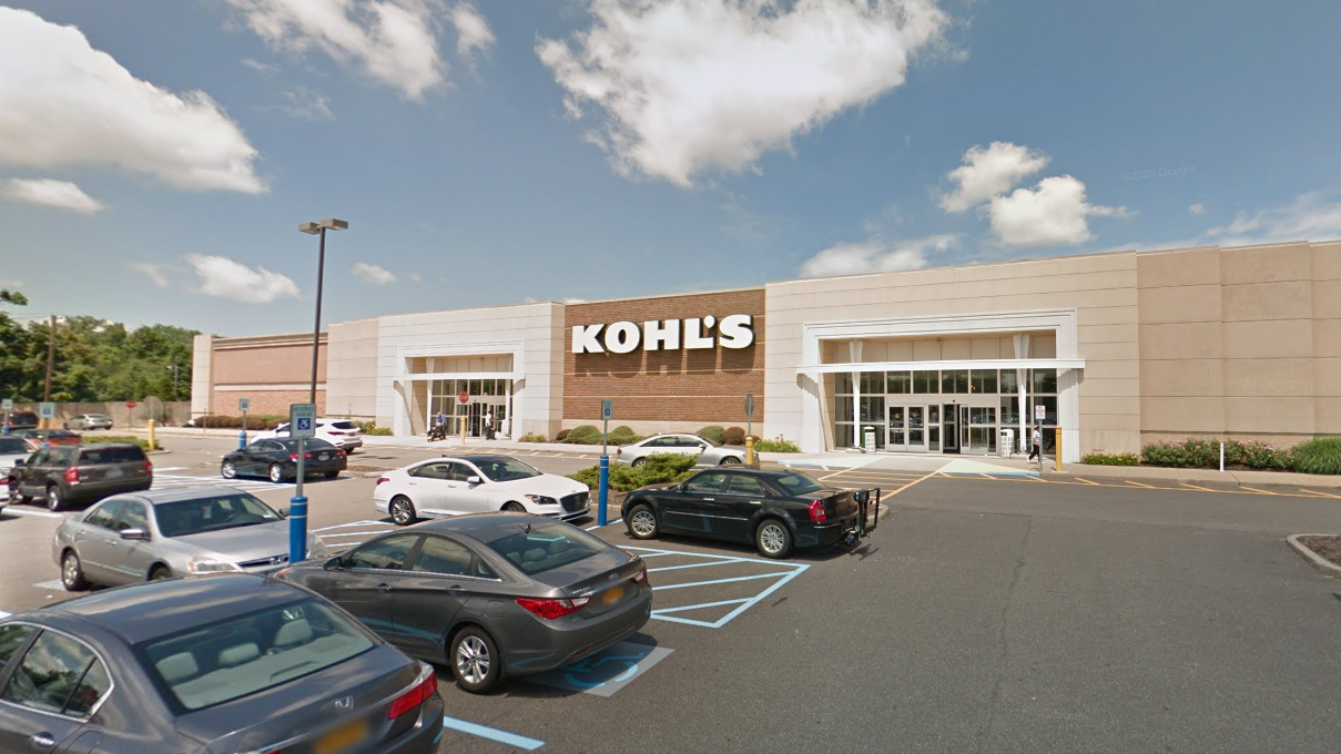 LI man, with 4 open warrants for his arrest, assaults officers at Kohl's while resisting arrest