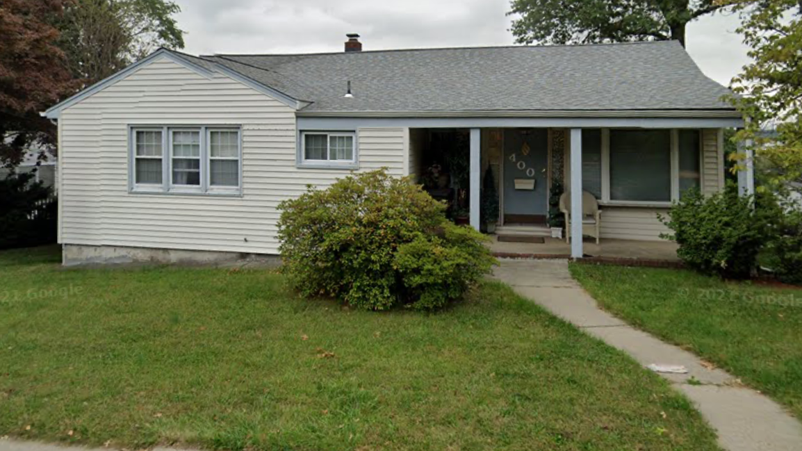 NJ police investigating apparent drowning of woman found dead next to hot tub
