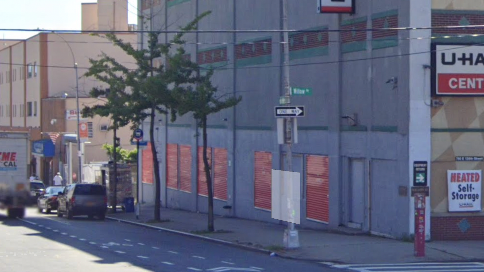 Dirt bike rider in critical condition after crashing into NYC Parks & Rec car in the Bronx