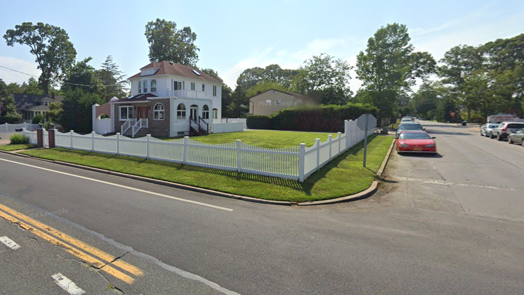 Man fatally strikes LI motorcyclist with car while turning into driveway