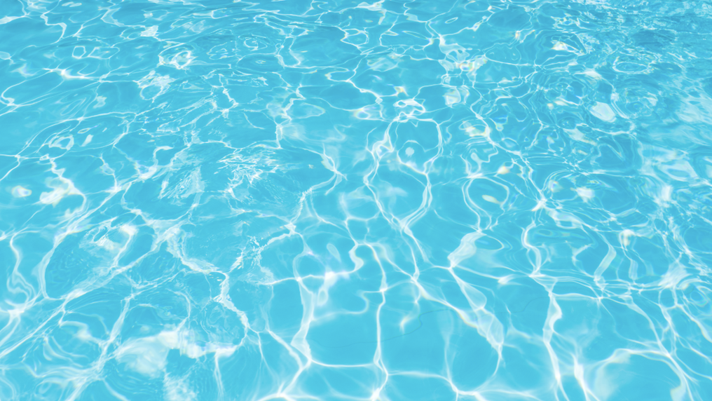 Amid lifeguard drought, Chicago park district opens some pools