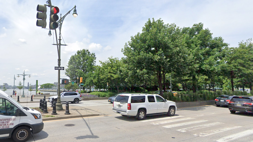 Man, 34, stabbed to death while sleeping in W. Village park, killer at large