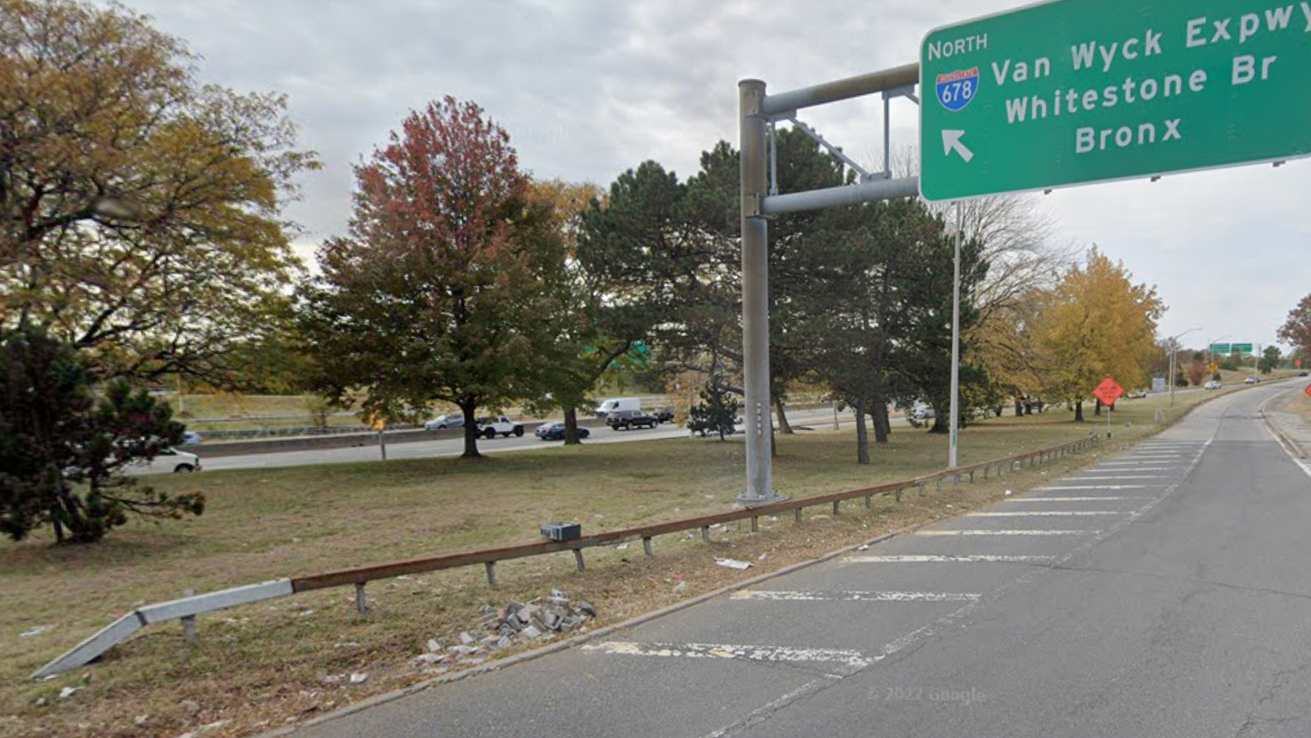 3 injured, 1 critically after car crashes, flips over on Queens highway