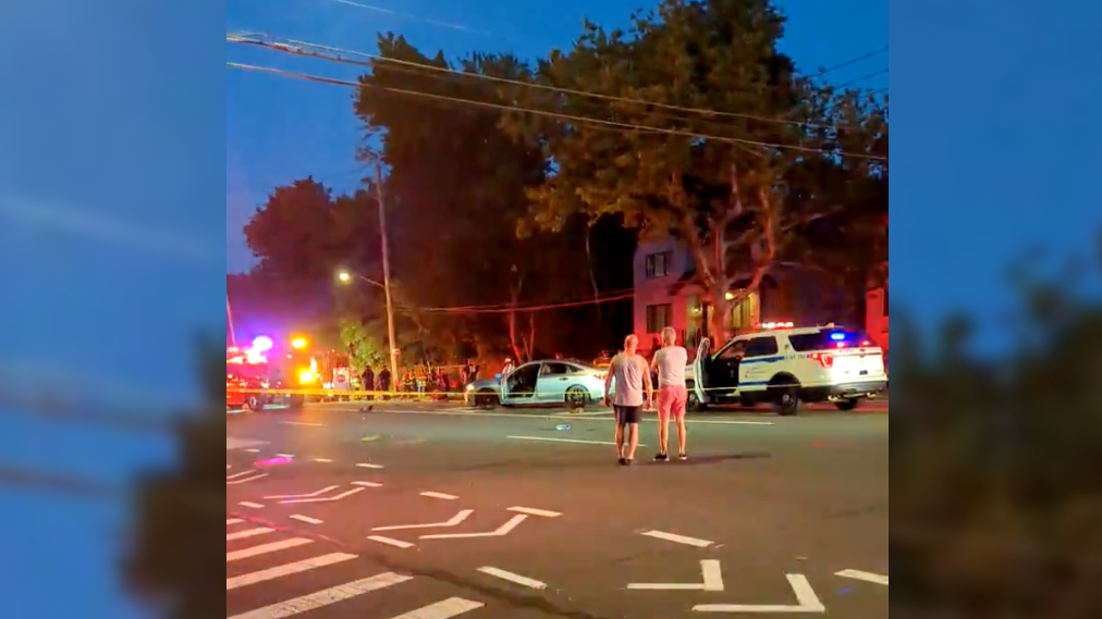 3 teens dead, 1 critical after SI crash splits Mustang in half