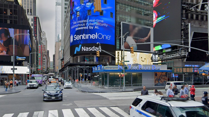 Man, 41, stabbed in stomach in Times Square; police search for 3-4 males