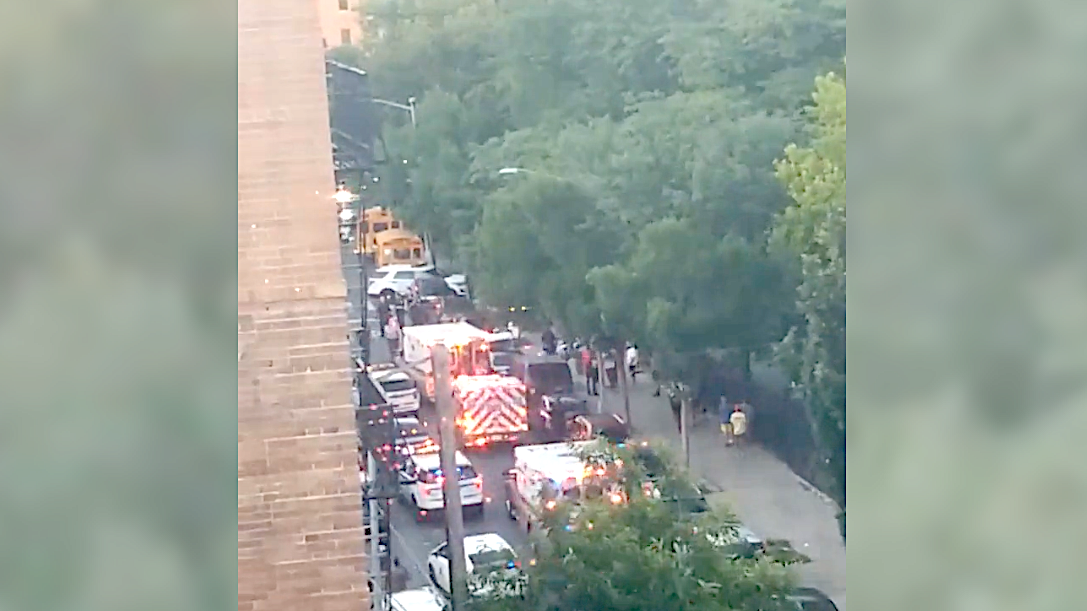2 girls wounded in Bronx playground shooting