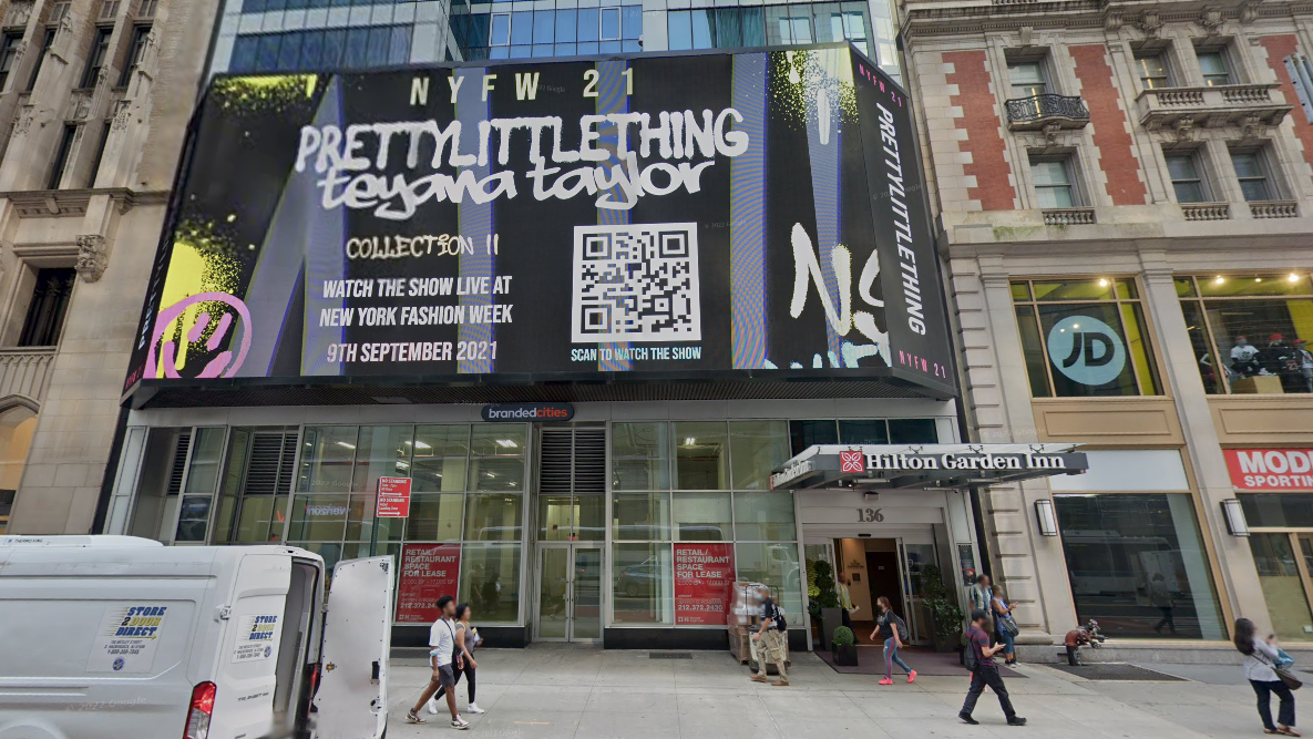 Man jams finger in eye of NYPD officer at Times Square vax site