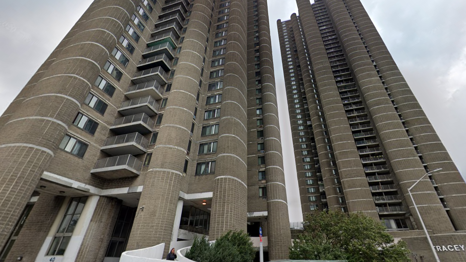 Bronx man charged with murdering his alleged wife after stabbing her multiple times