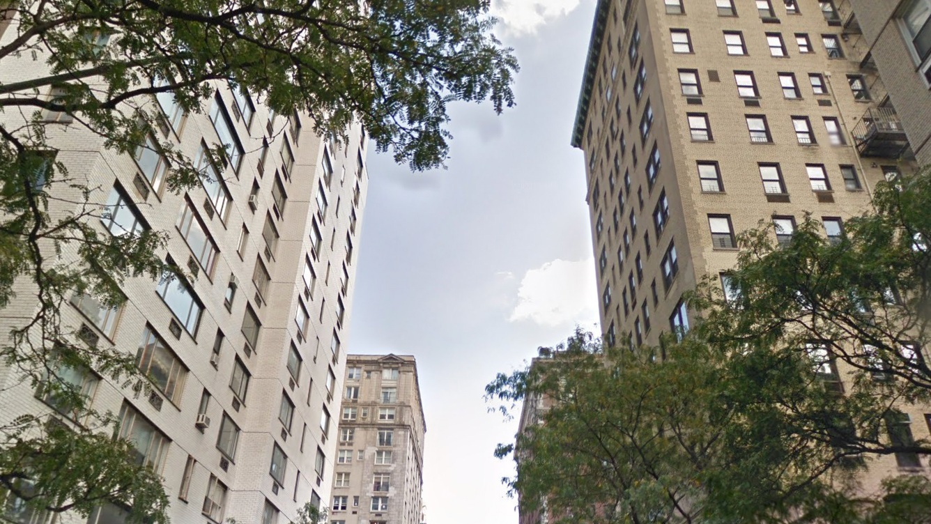 Man, 61, dies after fall from 6th floor apartment  while washing windows: NYPD