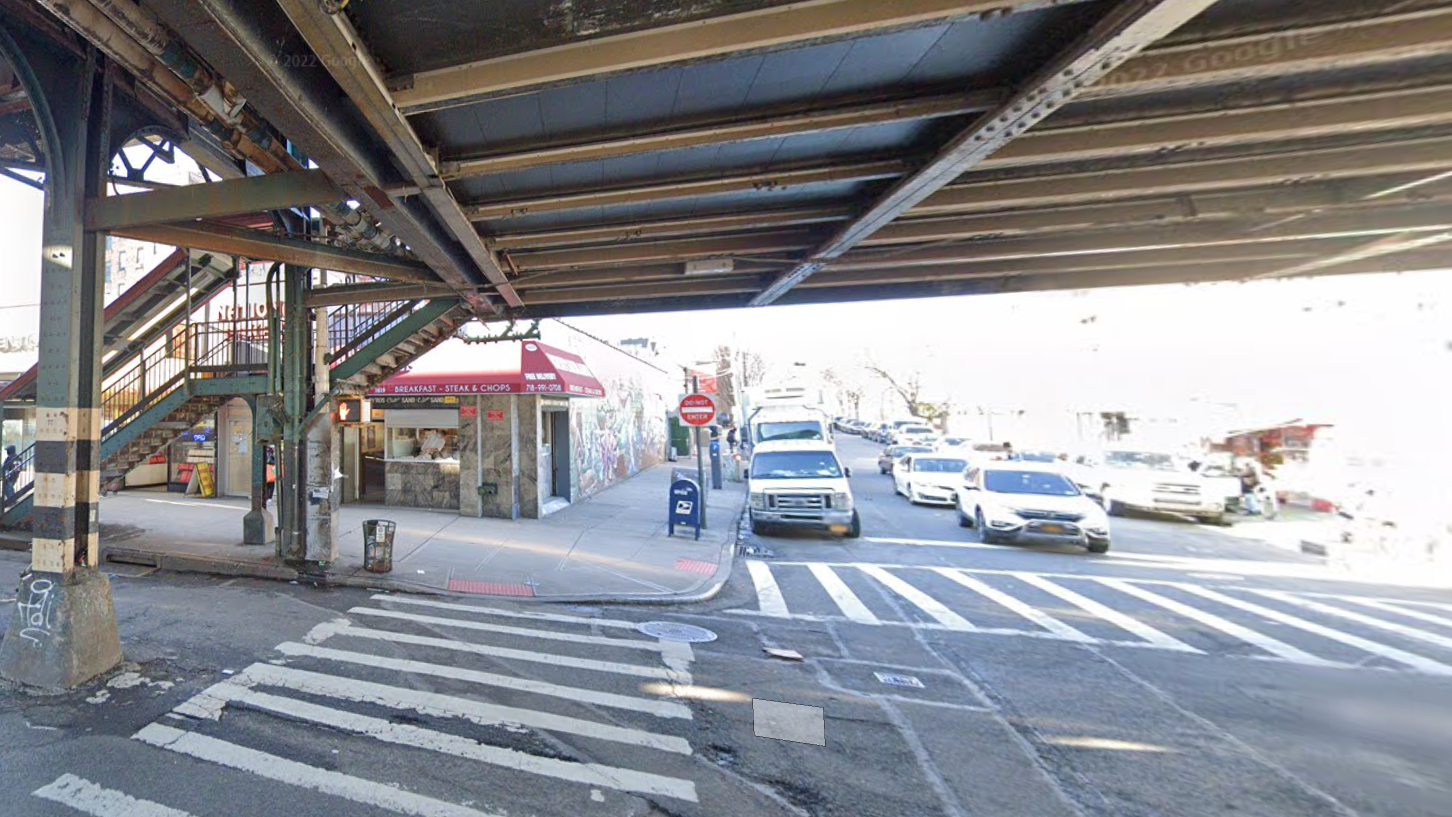 Bronx gunfire exchange interrupted when NYPD sergeant fired at suspect