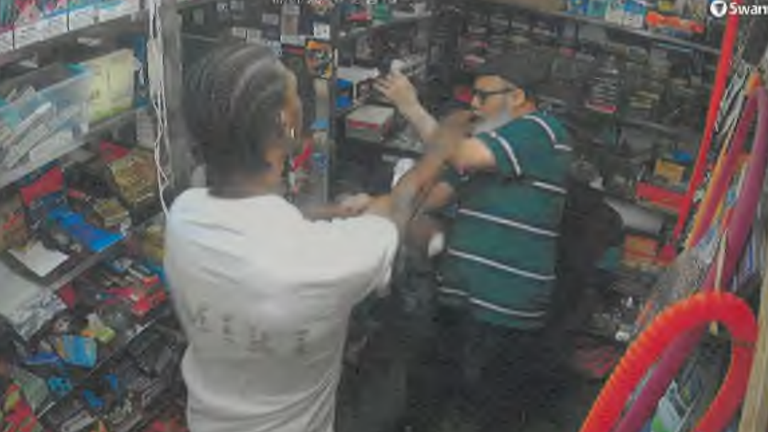 Manhattan DA moves to drop murder charge against bodega worker in fatal stabbing