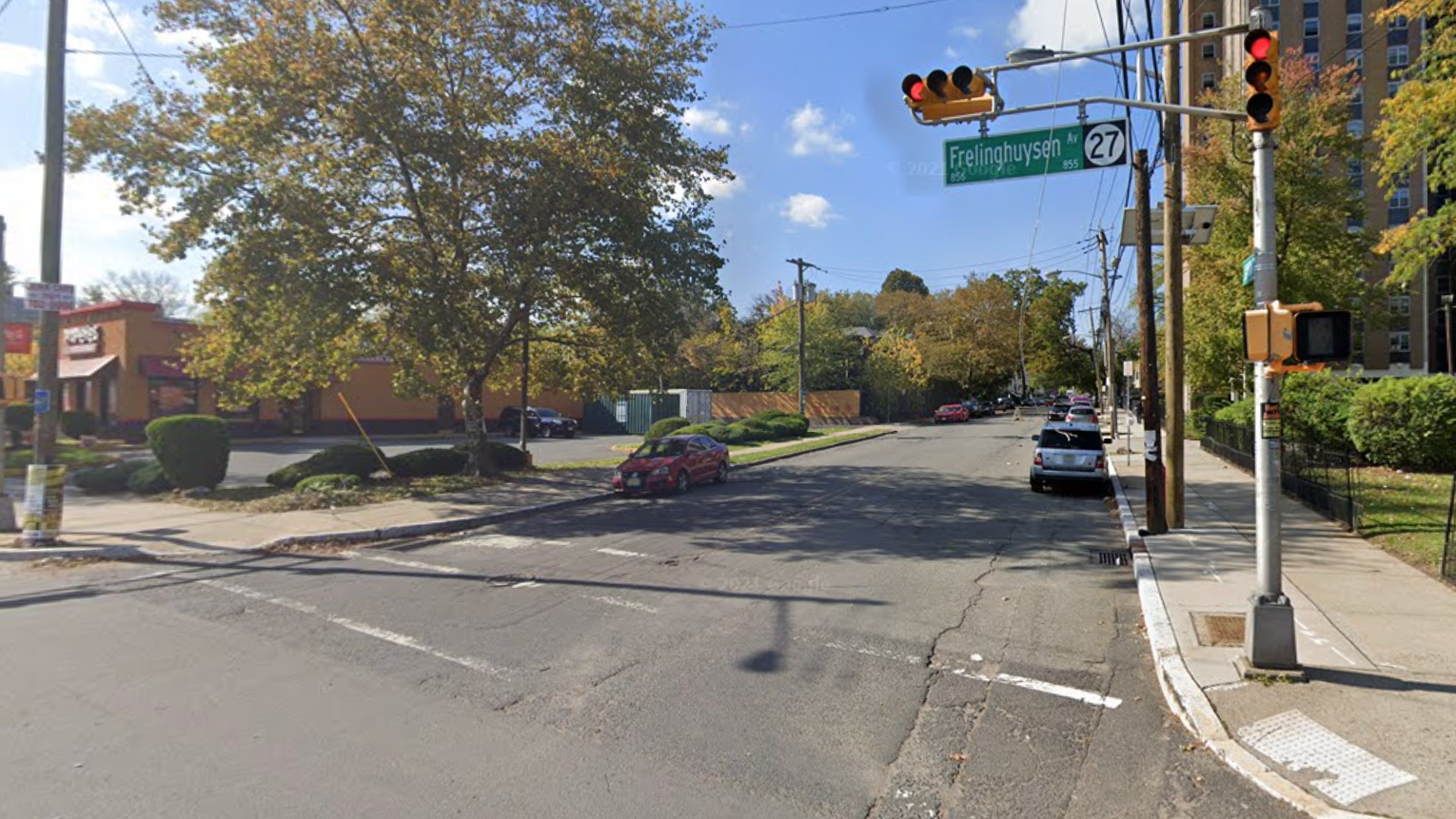 2-car crash with tractor trailer in NJ leaves 4 dead, 1 critically injured