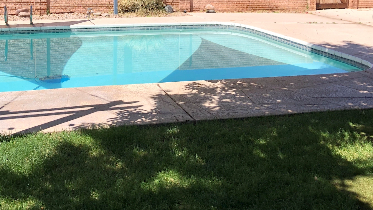 Family members save girl, 3, from drowning in backyard NJ pool