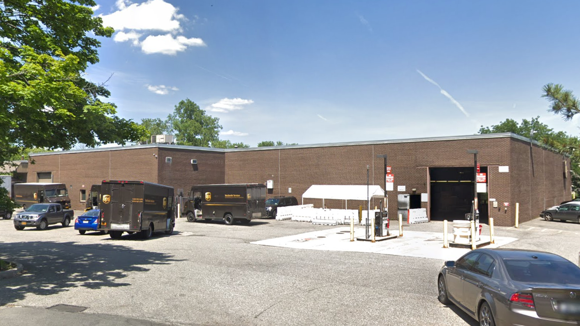 Burglary crew raids UPS warehouse in Rockland, police rescue barricaded guard