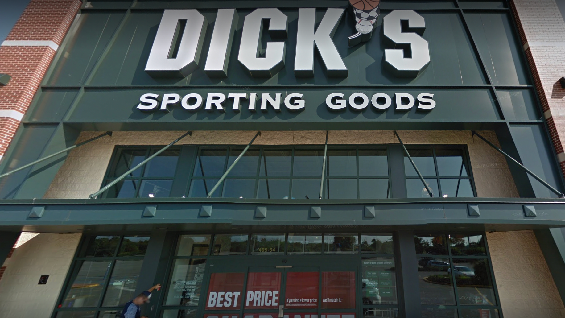 Man attacks 3 people with machete at LI DICK's Sporting Goods after trying to buy rifle