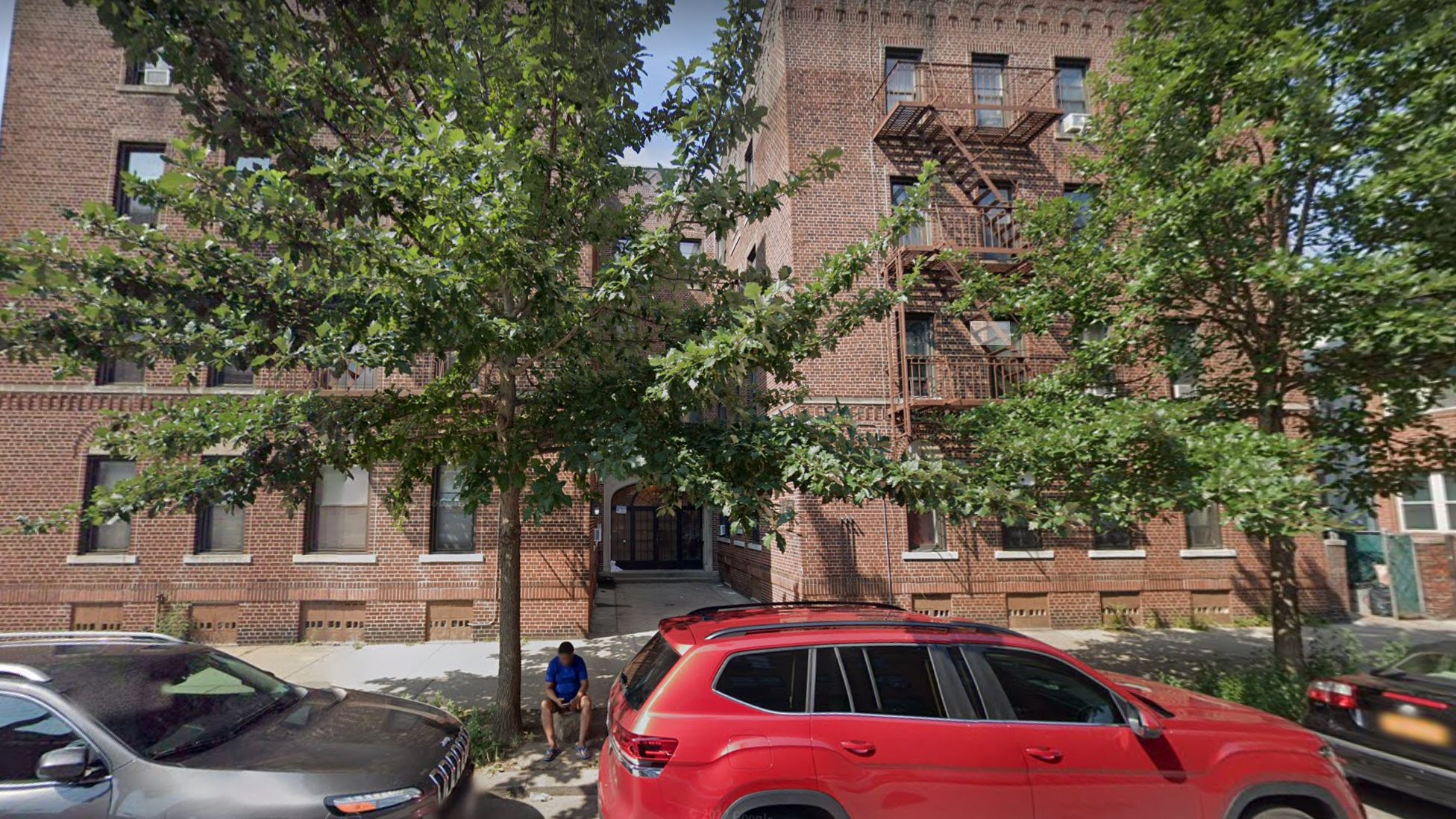 Man, 28, found shot to death in front of BK apartment building