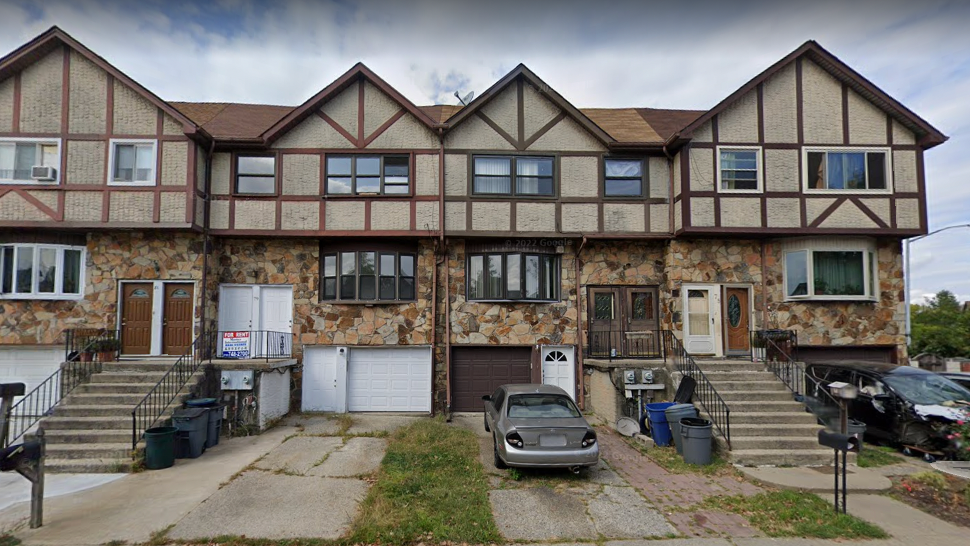 Firefighter seriously injured during Staten Island house fire
