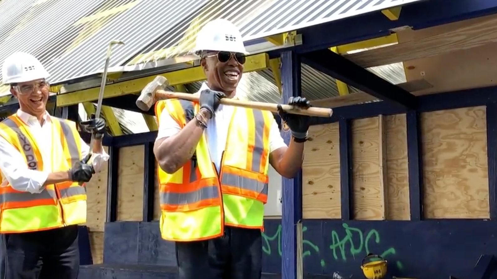 NYC cracking down on abandoned outdoor dining structures
