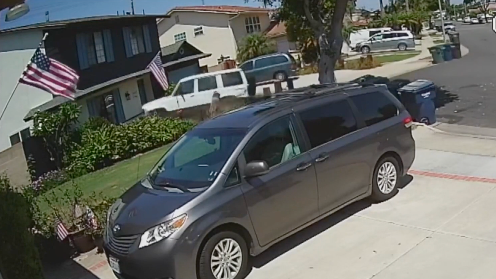 Homeowner nearly hit when SUV slams into Huntington Beach home