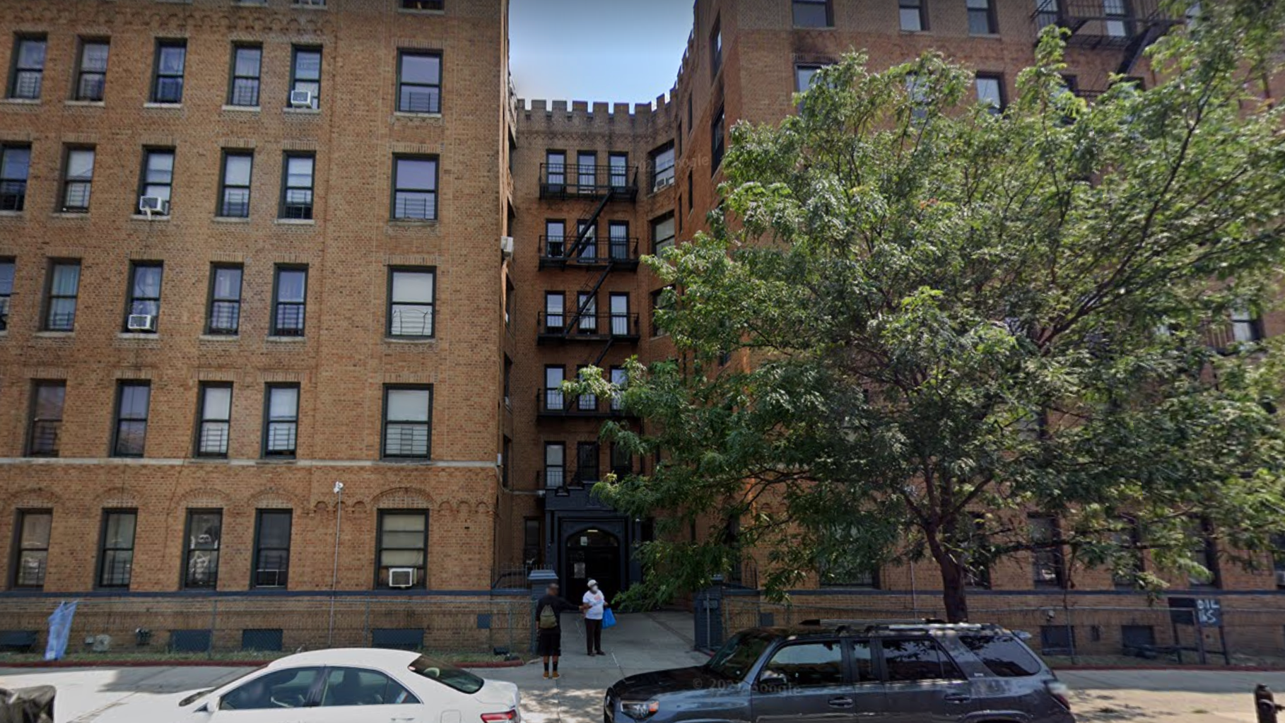 Brooklyn man who fatally shot girlfriend in lobby of apartment building arrested