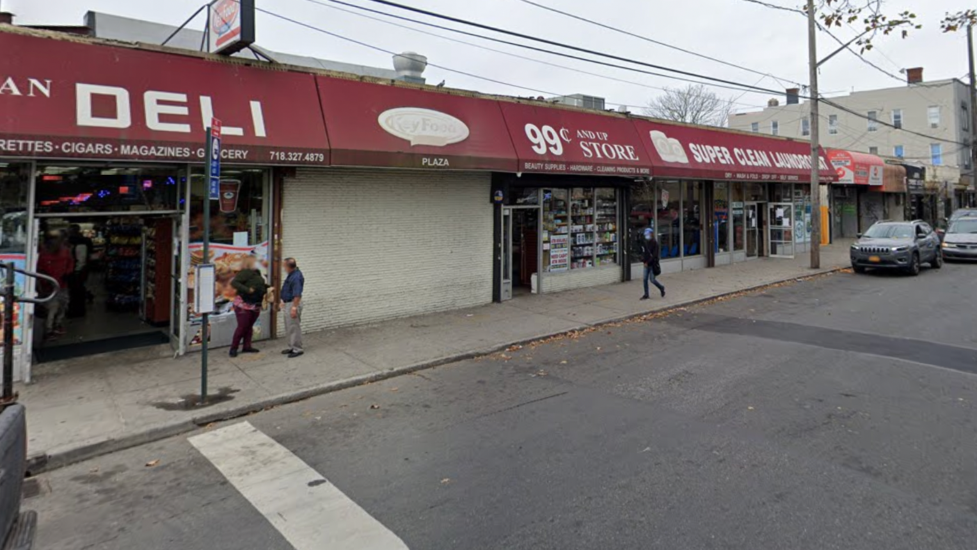 Dispute between 2 women in Queens leaves bystander dead after hit-and-run